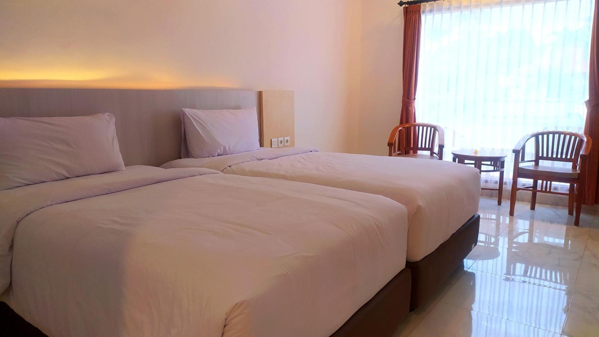 Puri Lovina Hotel Eksteriør billede